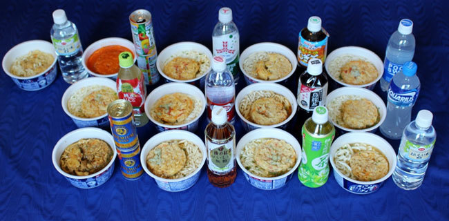 カップ麺と飲み物