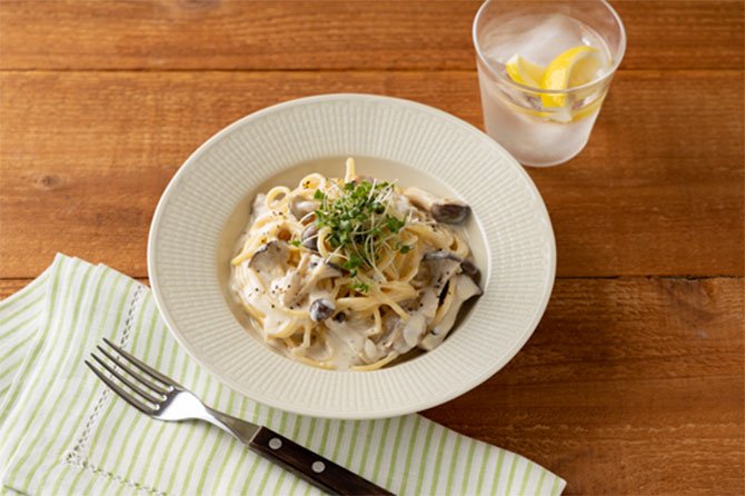 【裏ワザ料理】フライパンひとつで完成！絶品「クリームパスタ」の作り方