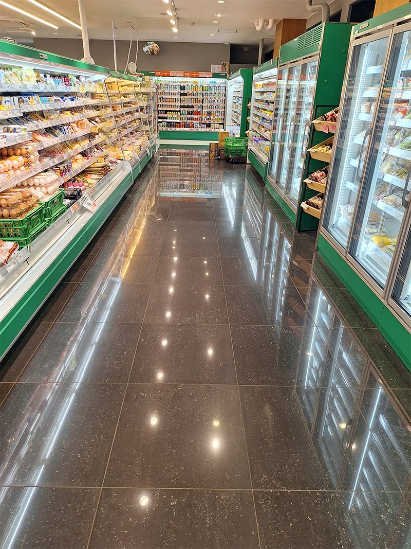 まいばすけっと仲町台駅前南店