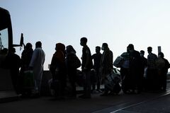 米の再定住支援団体、アフガン難民受け入れ準備に奔走