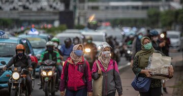 インドネシアで進まぬコロナ抑制、内需低迷で国是の「寛容さ」にも変化