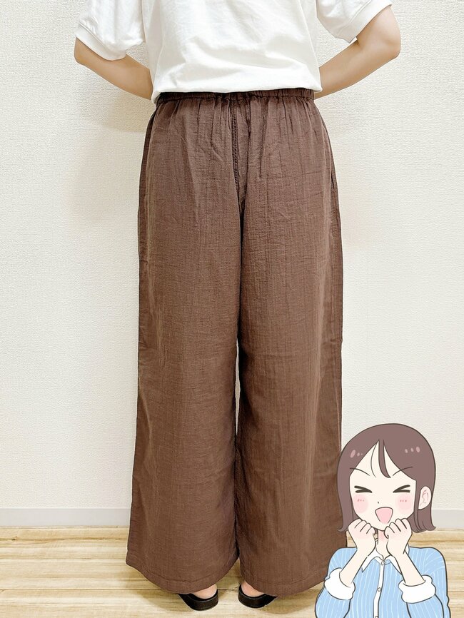 「こんなパンツ探してた」「別のカラーもほしい」無印良品の“楽ちんワイドパンツ”秋までたっぷり着回せる！「はいていて気持ちいい」「脚の形もでません」《購入レビュー》