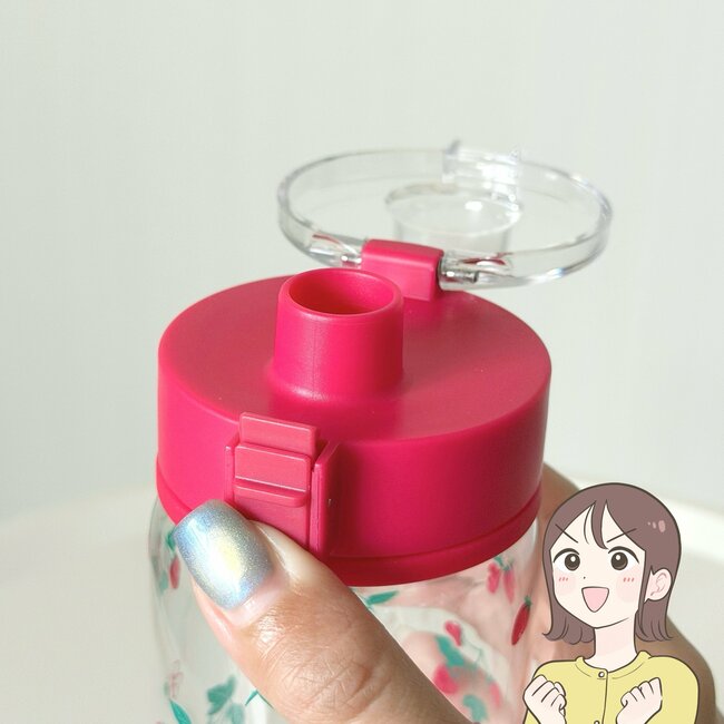水を飲む量が増えました！アフタヌーンティーの「華やかボトル」イチゴ柄が可愛すぎる！《購入レビュー》