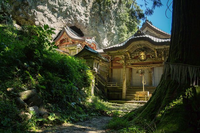 島根県「隠岐諸島」おすすめ観光10選、悠久の時を感じる景観にホテル・グルメ最新情報