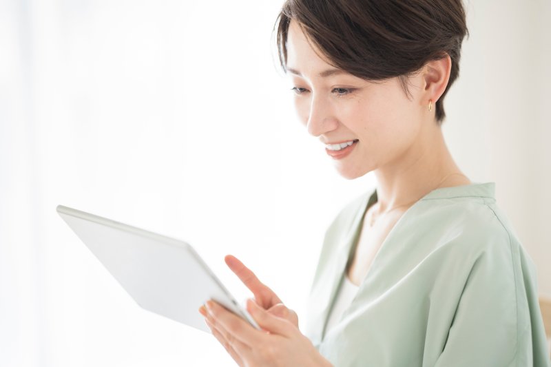 【投資信託・つみたてNISAがよくわかるQ＆A】Q.証券会社、銀行、郵便局、どこで買えばいいのでしょうか？