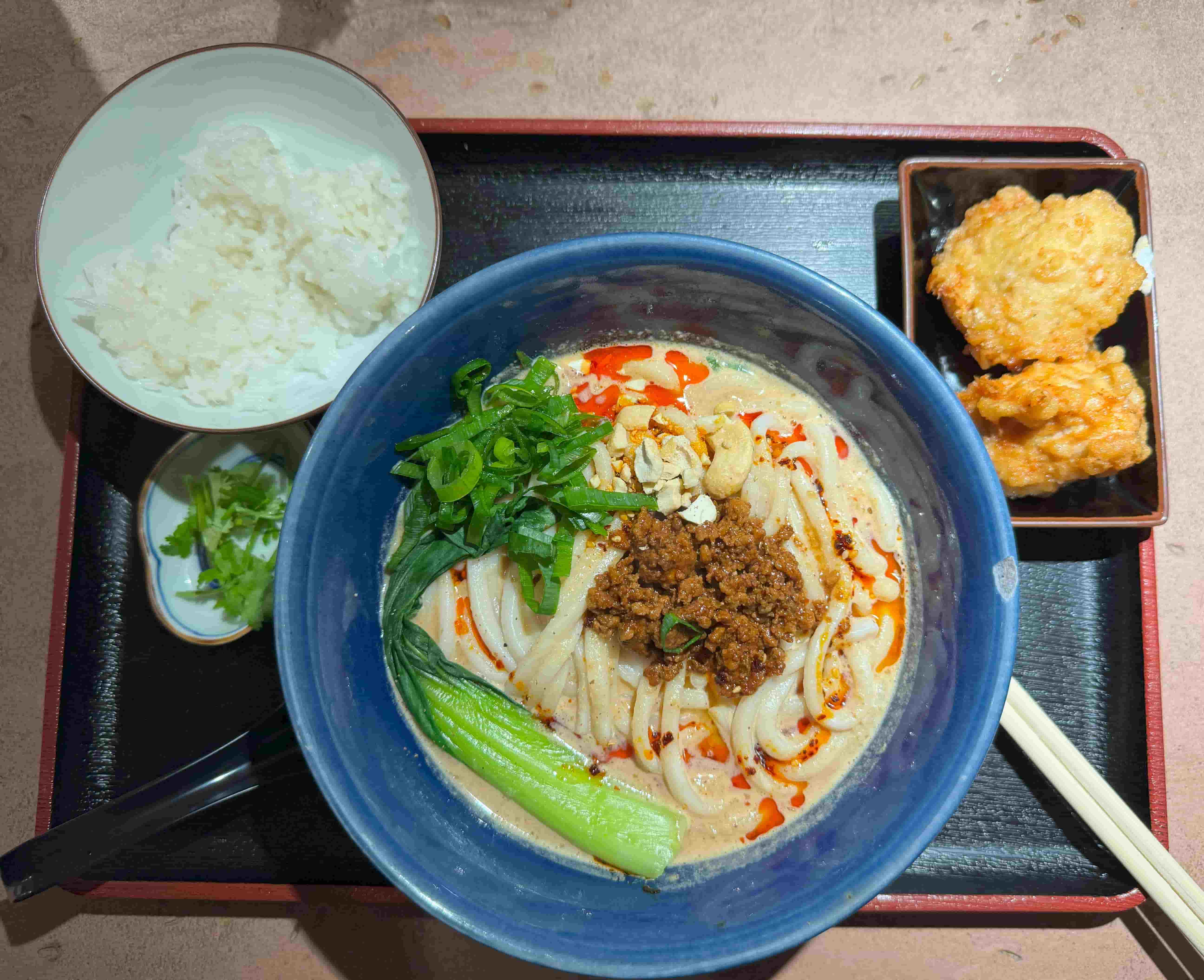 たんたんうどん