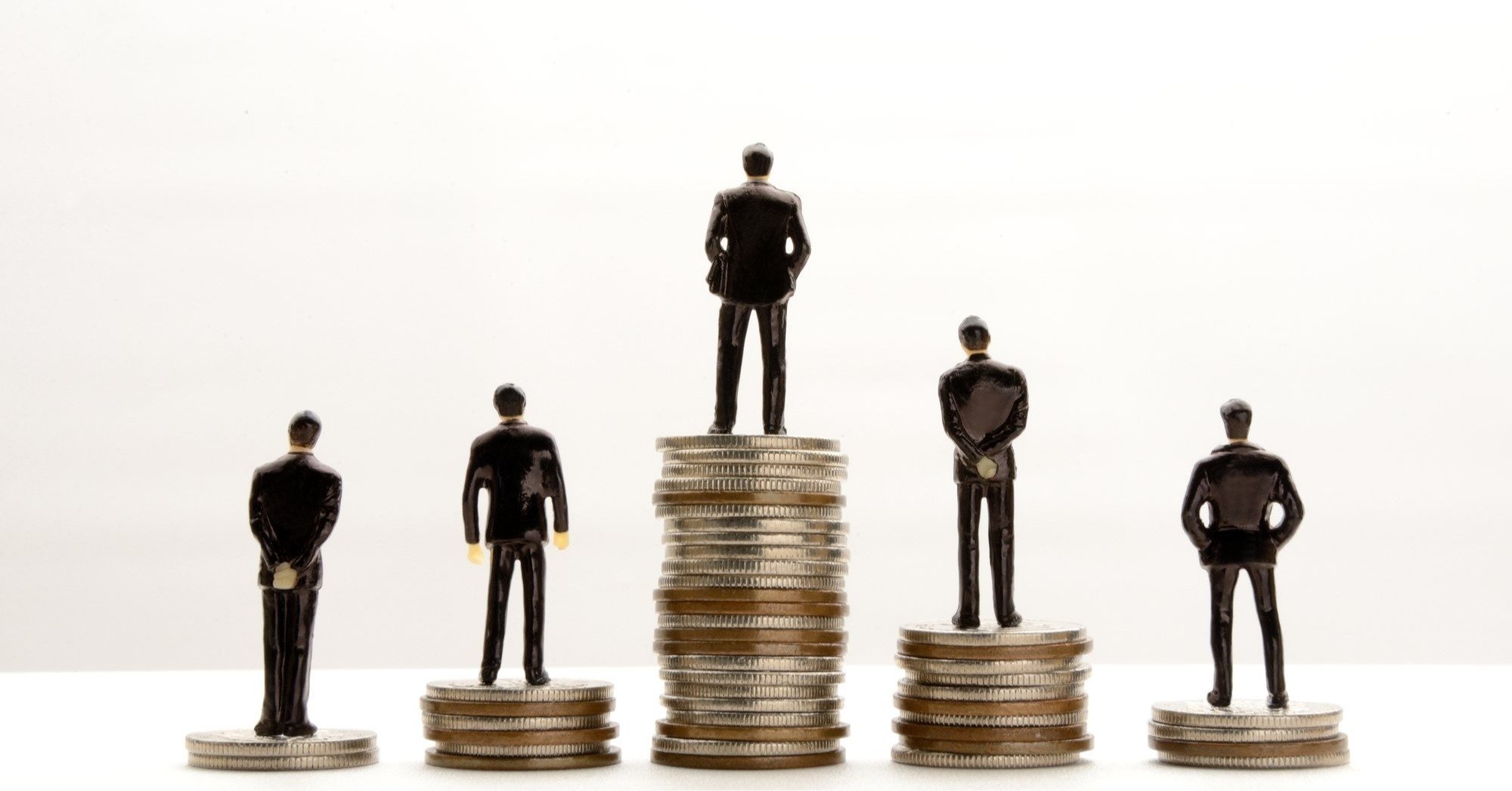 年収格差を示すイメージ画像