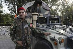 タリバン、アフガン要所の州都制圧　米軍撤収後で初