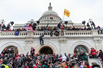 米政治が正常化するはずだった年