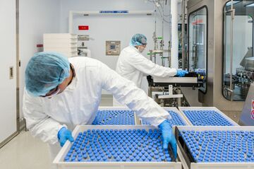 コロナ治療薬、大手投資会社が賭けに慎重なわけ