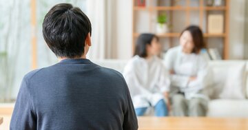 身近なトラブルメーカーが「老化」を加速する！配偶者よりも血縁者がリスクに