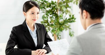 【面接官は誰がやる?】大企業は「役職者」、中小企業は「社長」。では、毎年250人採用する会社は?