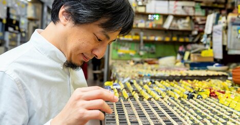 ひろゆきが「他人を絶対に面と向かって褒めない」その意外なワケとは？