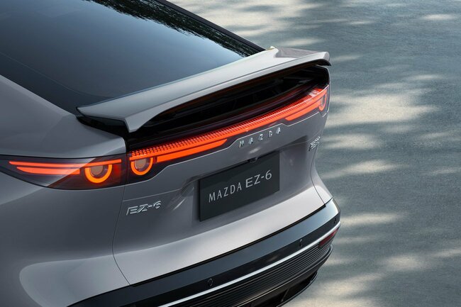 MAZDA EZ-6のテール部
