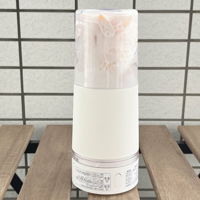 「使いやすくて大満足！」「お値段以上でした」ニトリの“コスパ抜群キッチングッズ”でセブンみたいなスムージーが作れちゃった！「毎日ジュースを作ってます」