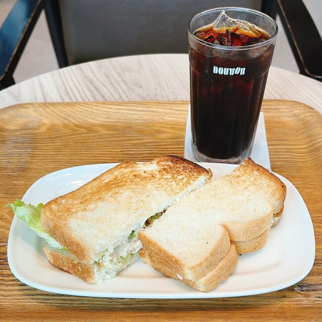 「思いついた人、天才」【ドトール】の“520円モーニング”が反則級のウマさ…！《実食レビュー》