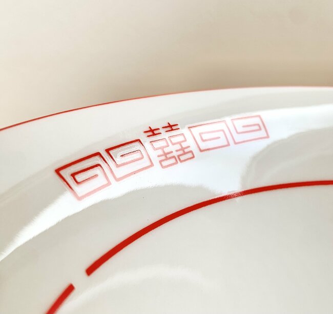 2個買いして正解でした!ダイソーの「町中華みたいな食器」昭和レトロ感がたまらない!《購入レビュー》