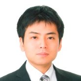 榮 哲史
