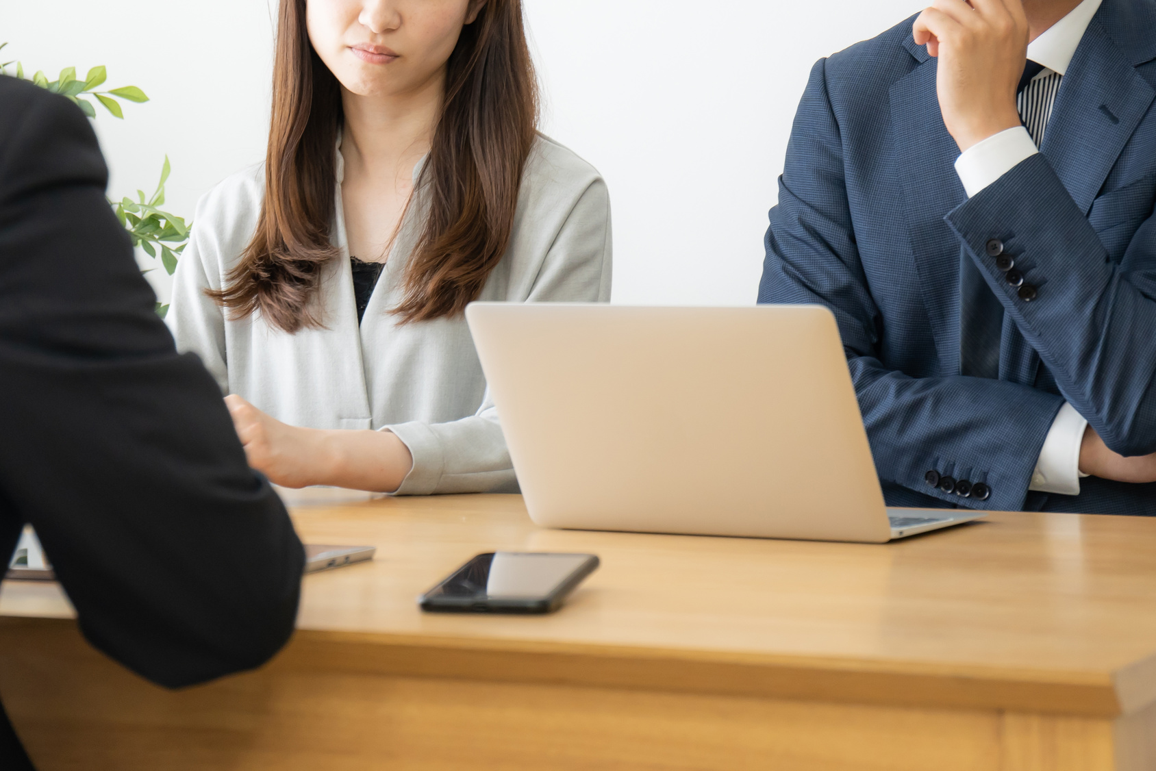 【英語】「早急にご対応ください」をスマートに言うと?