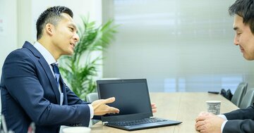 【人たらしの極意】なぜか信頼される営業マンがこっそり使っていた“最強テクニック”とは？