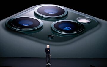 新型iPhone、5Gだけでは需要喚起できず
