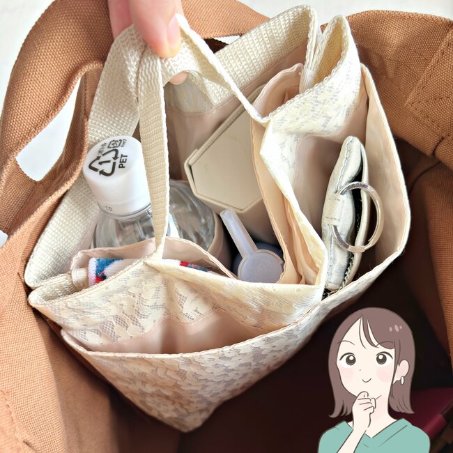 「衝動買いしました」無印良品の“肩らくバッグ”大容量で天才すぎる！「肩に食い込まない」「かわいいので大満足」《購入レビュー》