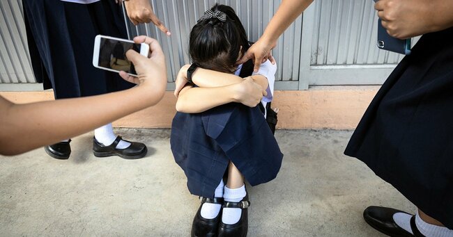 「息子のタブレットに変な画像が…」小6の親から相談→教師が愕然としたトンデモない写真とは？