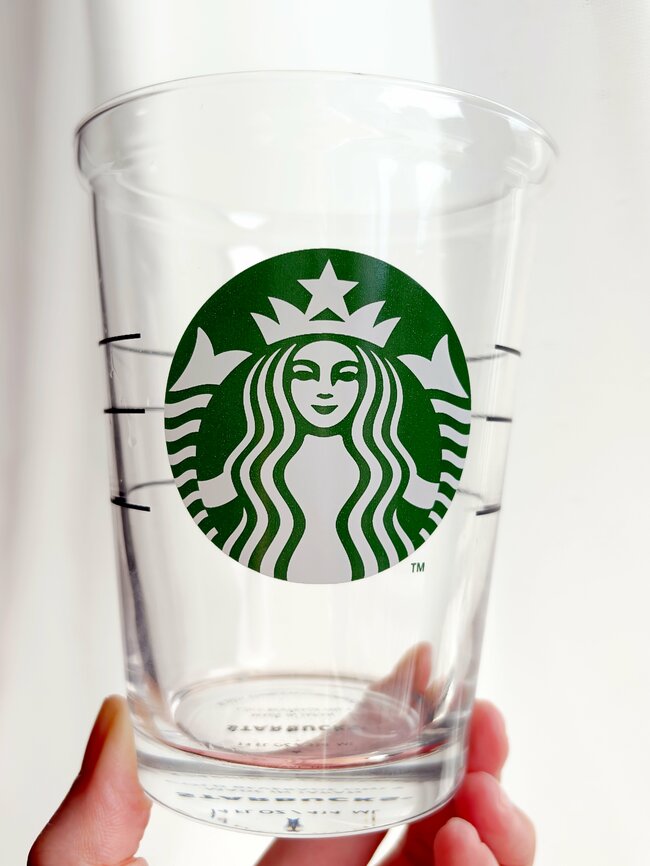 「欲しかったやつ」スタバの“お店のカップみたいなグラス”が可愛すぎます！「やっと買えた」「家でスタバ気分」