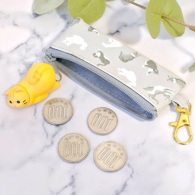 もっと早く出会いたかった…！セリアの「小銭が14枚入るミニ財布」厚みが1.5cmしかなくて感動しました！