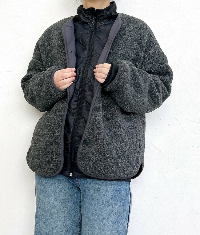 フリースとダウンのいいとこ取り…！ワークマンの「1900円アウター」めっちゃ軽くてポカポカなんです！