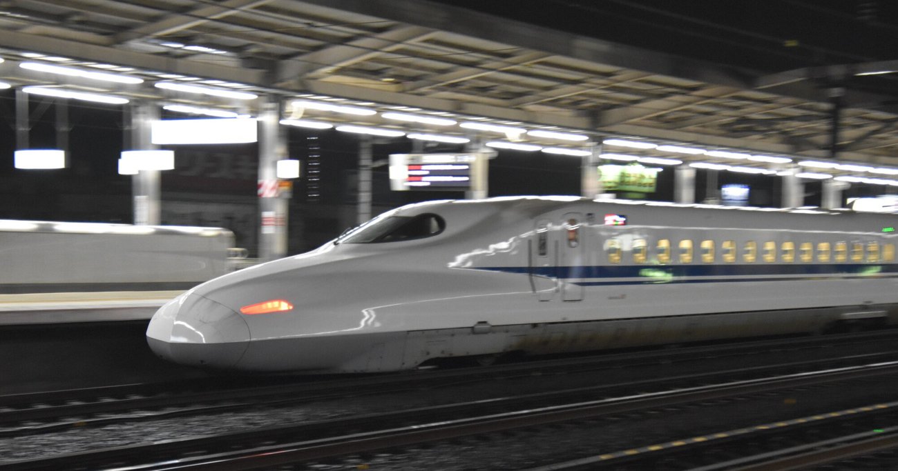 「東海道ルミエールエクスプレス」は新幹線内に「宿泊」して 翌朝に京都・大阪に到着