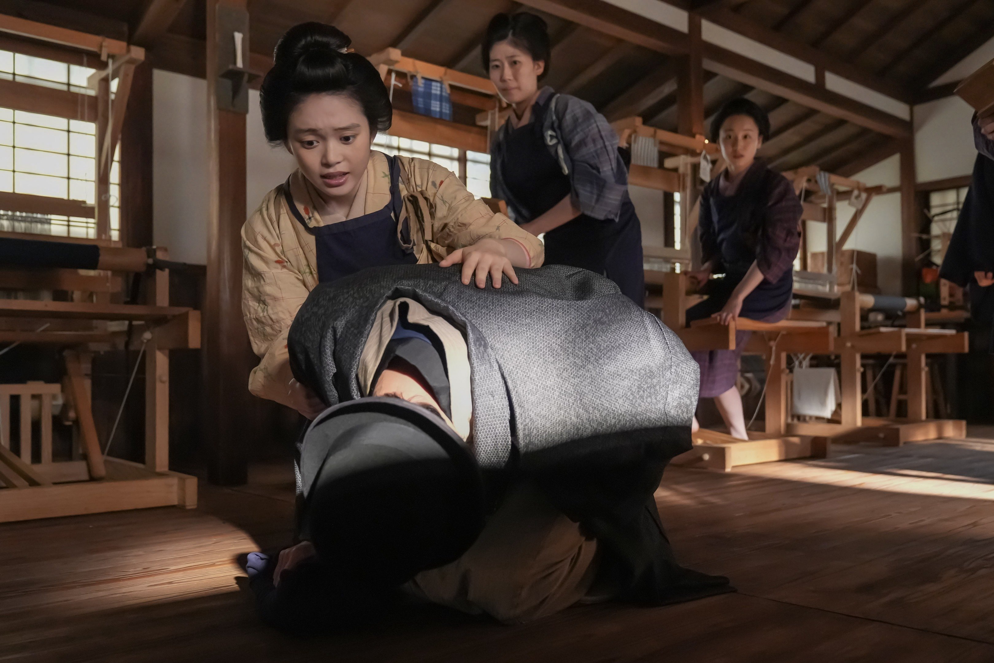 お嬢様にもほどがある! タエ(北川景子)おかゆを焦がすだけでなく…浮世離れしすぎた「信じられない」エピソード〈ばけばけ第12回〉