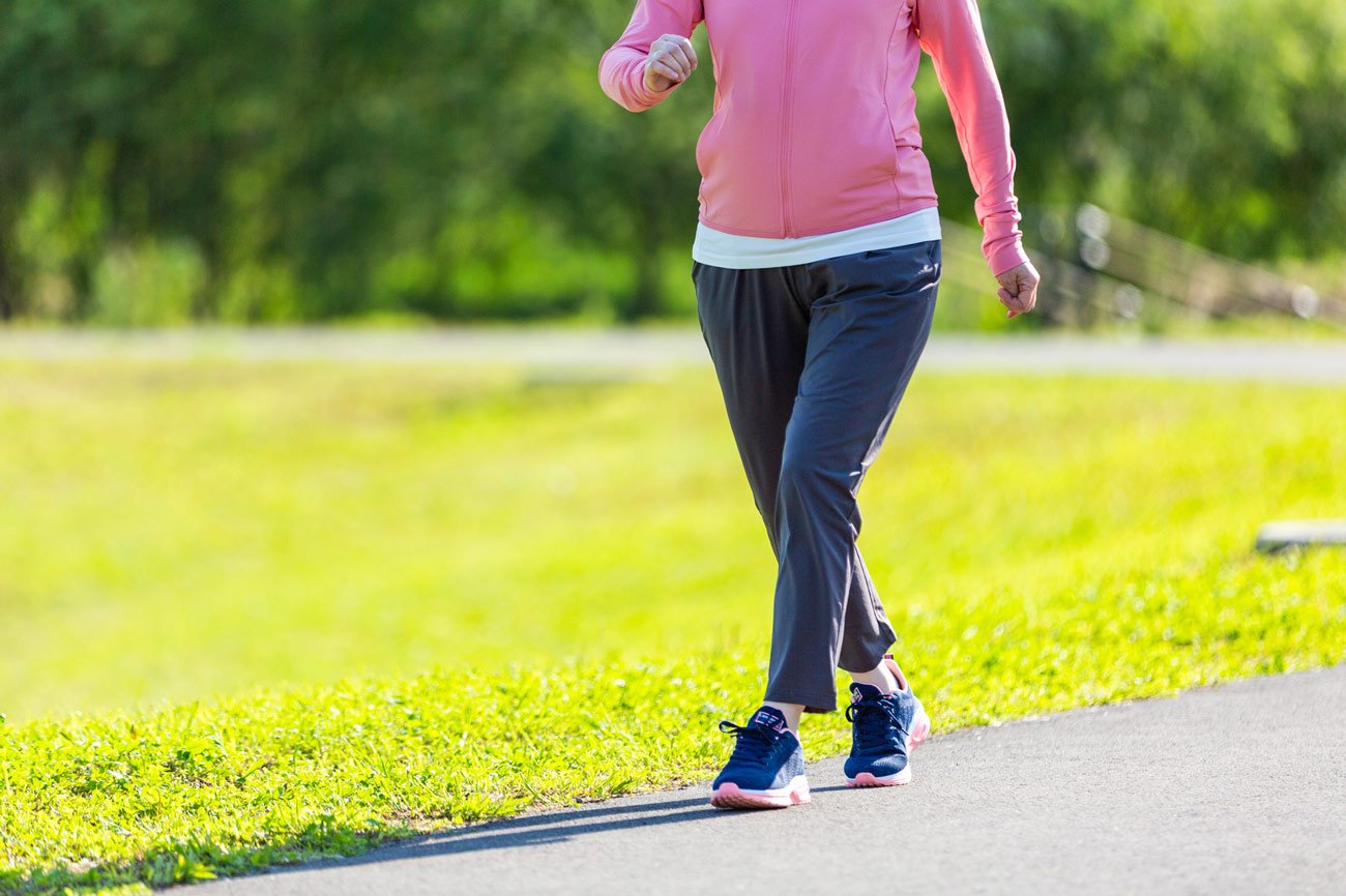 「速歩」と「ゆる歩き」を交互に繰り返すウォーキングの健康効果とは？【信州大の研究より】