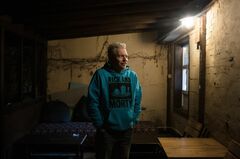 迫るロシアとの戦争、身構えるウクライナ市民