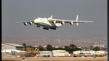 ウクライナの超大型貨物機、戦争で運航に支障