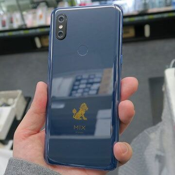 シャオミの最高峰スマホと故宮博物院がコラボ!? 「Mi Mix 3」特別版