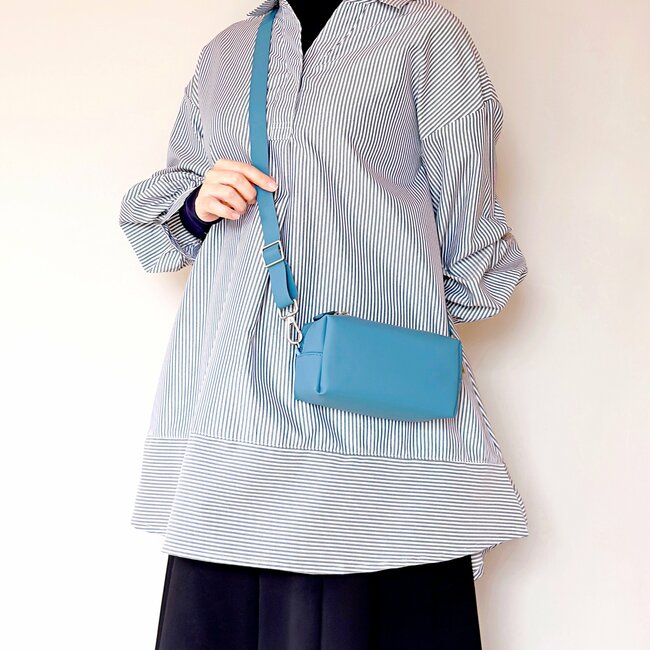 カードや診察券が100枚入った！無印良品の“ポケットたくさんポーチ”通院バッグにもなって天才すぎる！「軽くて疲れない」「毎日愛用しています！」