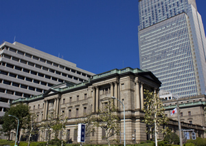 世界の牽引役不在でマイナス金利が効かなくなった