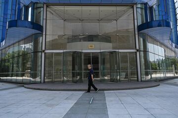 中国住宅危機、手遅れ回避にはバズーカ導入を