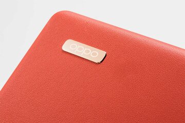 auから登場のOPPO最新ハイエンド機「Find X2 Pro」の実機チェック