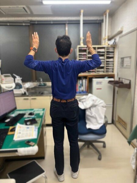 「肩こり改善体操」（2）