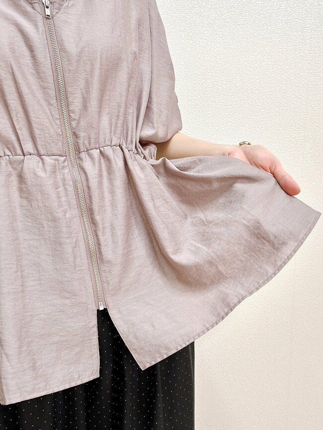 「めちゃくちゃ細見えします」ハニーズの“着痩せブラウス”ひんやり涼しくて快適です！「ぽっこりお腹が気になる方にもおすすめ」《購入レビュー》
