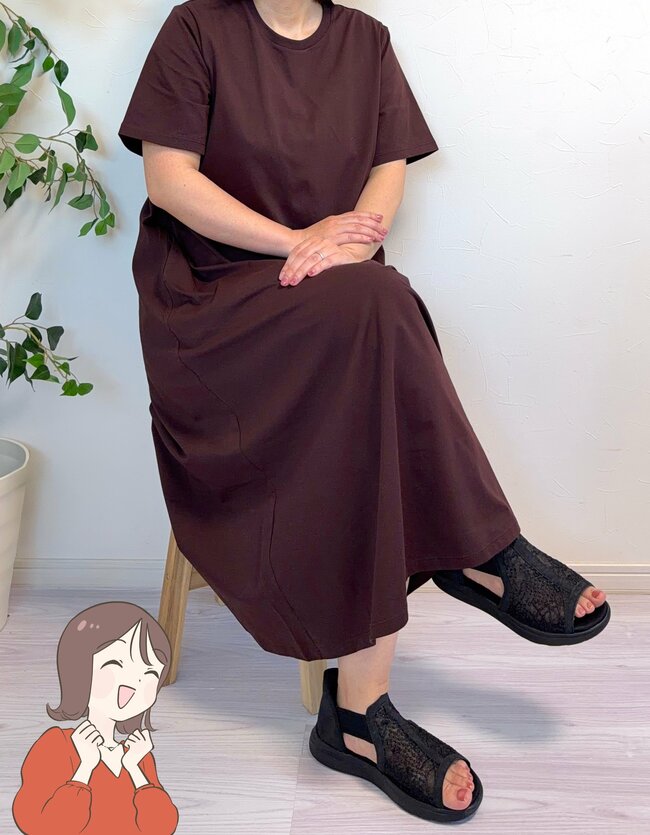 「今年も2色購入」ユニクロの“ひんやりワンピース”気温29度でも快適でした！「休みの日はコレ一択」「ゆったりしてて涼しい」