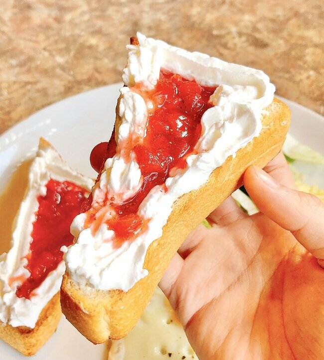 「今まで来なかった事を後悔」びっくりドンキーの“よくばりモーニング”想像以上のボリュームでお腹がパンパン!「ホテルみたいに豪華」「コーヒーおかわり自由で好き」