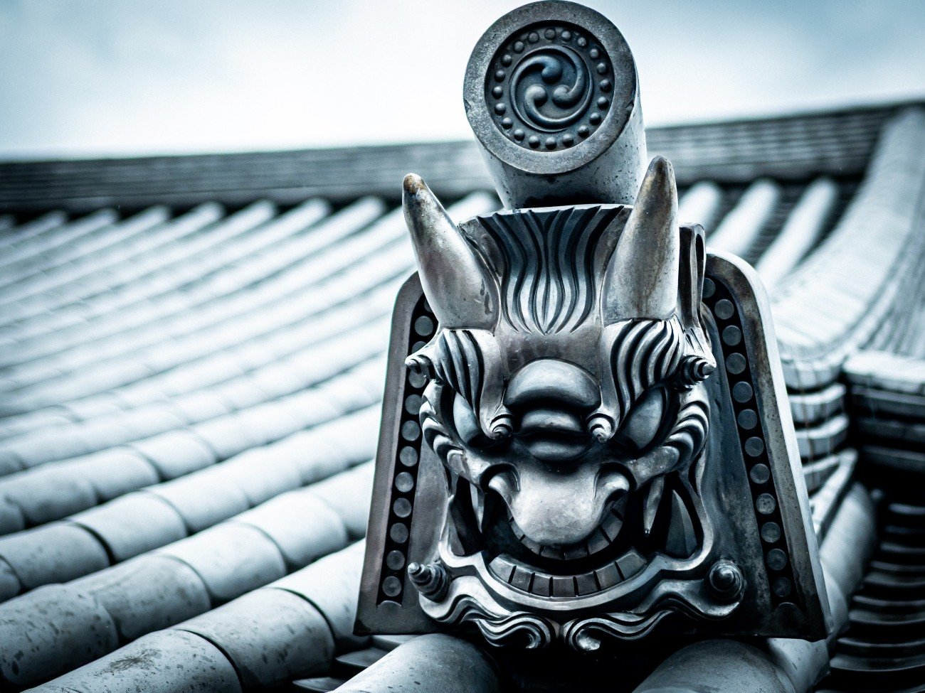 メンタル不調で休職中の部下。その上司が社内で放った「おぞましいひと言」を私は聞いてしまった。