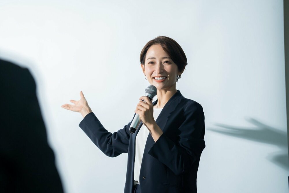 プレゼンがうまい人の特徴。「大切なことほど、小声で伝える」より重要なことは?