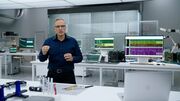 アップル、半導体の内製化に「オールイン」