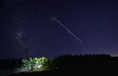 スペースXの衛星ネットサービス、端末がウクライナ到着＝マスク氏