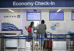 米ユナイテッド航空、ワクチン未接種者の解雇手続き開始
