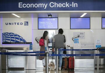 米ユナイテッド航空、ワクチン未接種者の解雇手続き開始